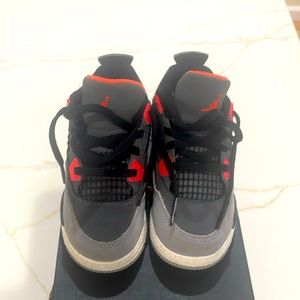 Air Jordan Retro 4 - Infrared 9C